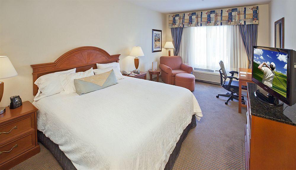 Hilton Garden Inn Ontario Rancho Cucamonga Quarto foto