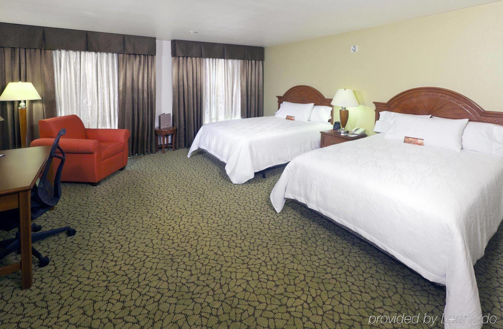 Hilton Garden Inn Ontario Rancho Cucamonga Exterior foto